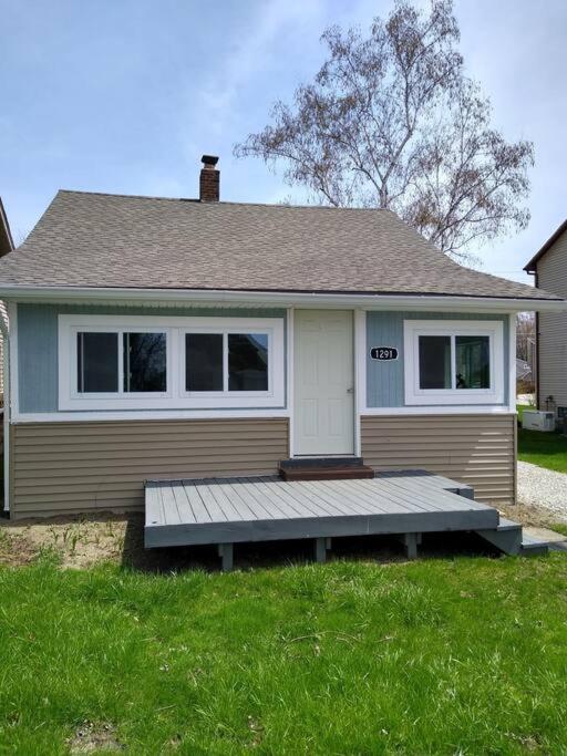 Charming And Happy Walled Lake Mi Cottage Novi Exterior foto